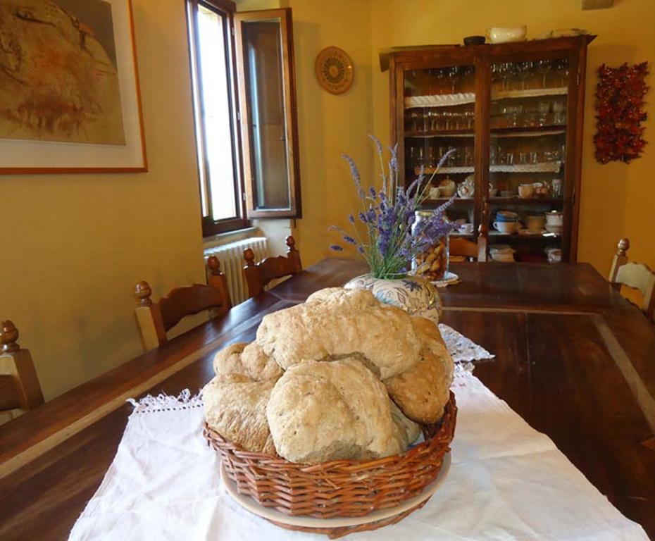 Agriturismo I Monti Di Salecchio ปาลาซซูโอโล ซุล เซนิโอ ภายนอก รูปภาพ
